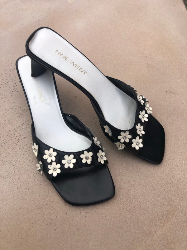 Daisy Sandals For Discount